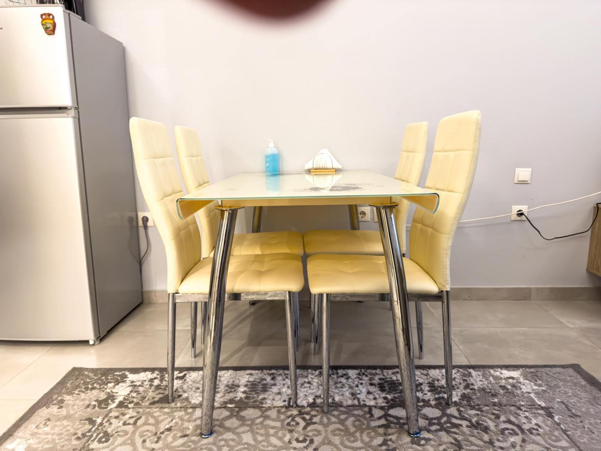 Contemporary & Spacious Renovated Apartment, Dt Syntagma, /Touristic Area Athens Exterior photo